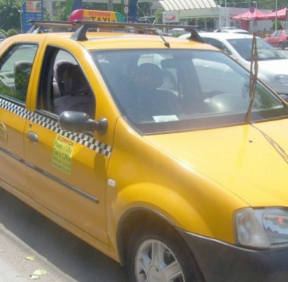 A fost accidentată de taximetrul care trebuia să o ducă la destinaţie